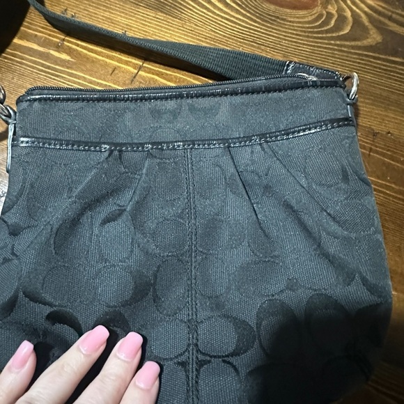 Coach Y2K Black Signature Crossbody Bag - Picture 3 of 3